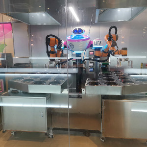 机器人特色餐厅-321开机网